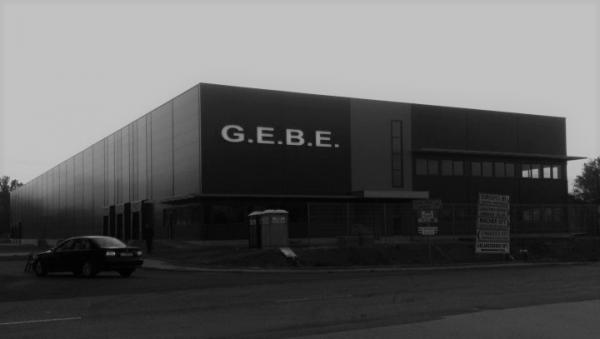 G.E.B.E. csarnok Székesfehérvár - estrich betonozási munkák
